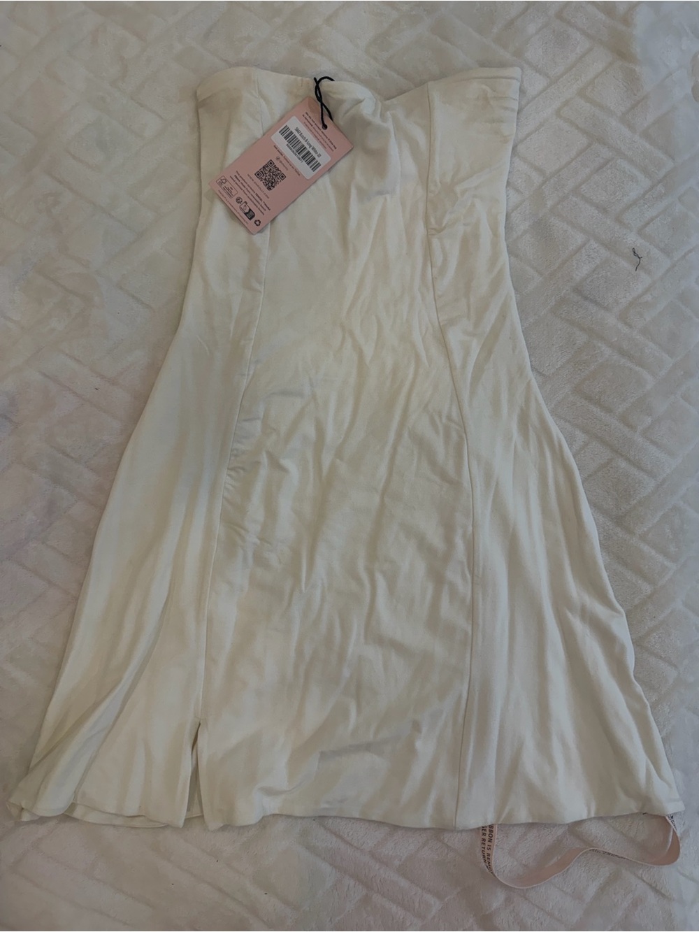 OH POLLY NWT WHITE STRAPLESS STRECHY MINI DRESS IN TALL - Picture 9 of 13